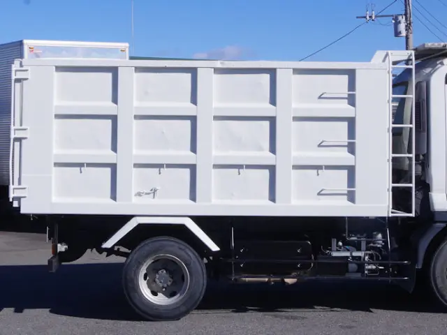 いすゞ フォワード 2RG-FRR90S1(2WD)の写真15