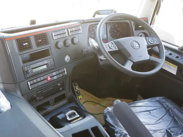 三菱 スーパーグレート 2PG-FV80HY(6x4)の写真21