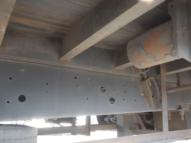 日野 プロフィア BKG-FW1EXYG(8x4)の写真8