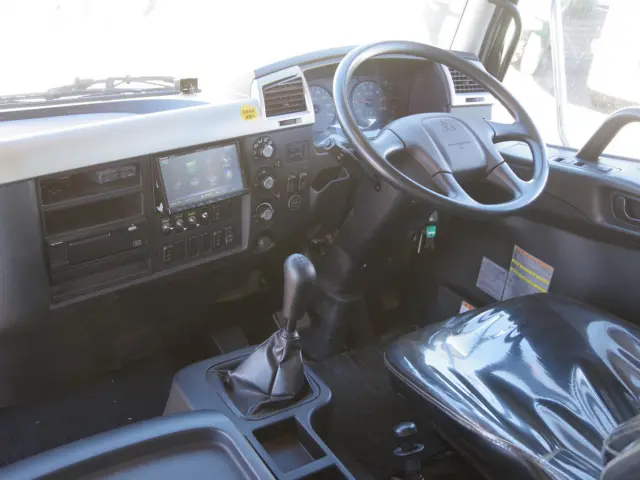 三菱 ファイター 2KG-FK62FZ(2WD)の写真22