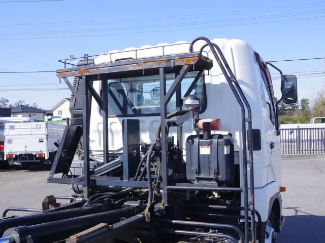 三菱 ファイター TKG-FK71F(2WD)の写真12