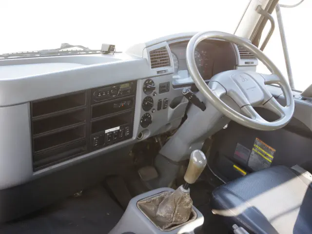 三菱 ファイター TKG-FK71F(2WD)の写真27