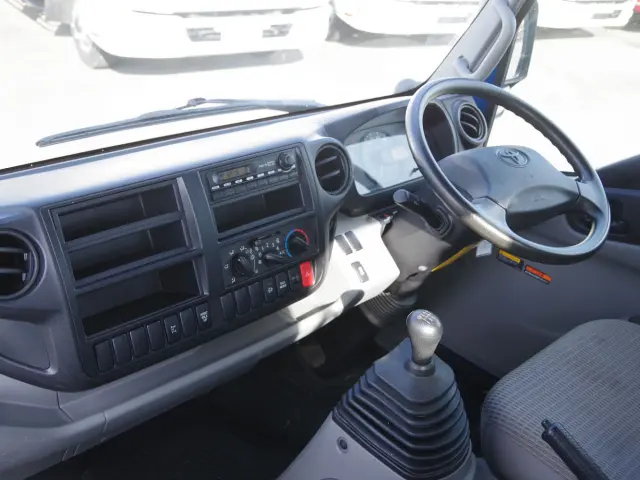 トヨタ ダイナ TKG-XZU720(2WD)の写真29