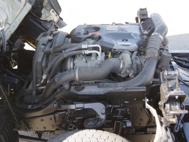 いすゞ エルフ BDG-NMS85AN(4WD)の写真13