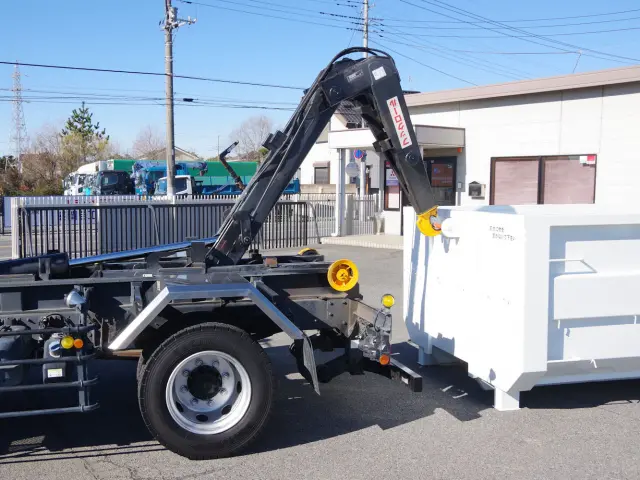 三菱 ファイター 2KG-FK62FY(2WD)の写真14