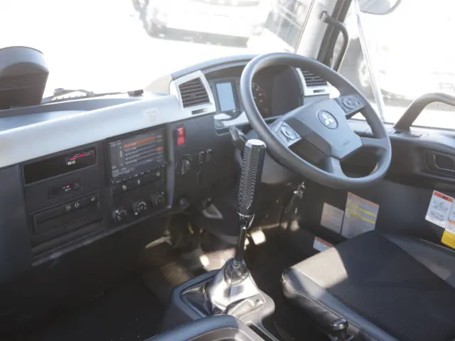 三菱 ファイター 2KG-FK62FY(2WD)の写真28