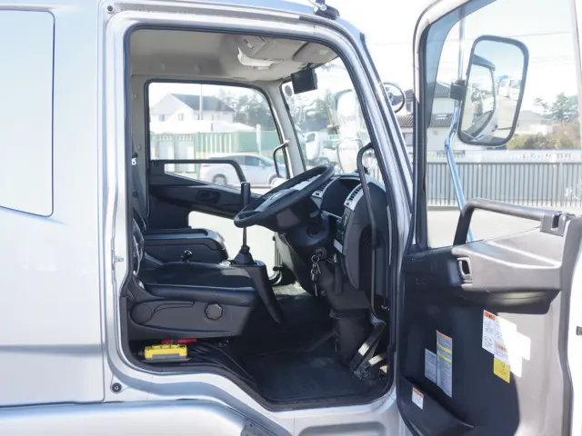 三菱 ファイター 2KG-FK62FY(2WD)の写真32