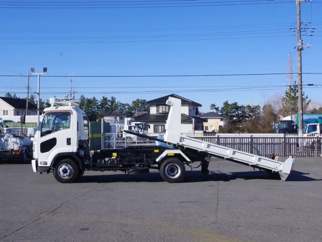 いすゞ フォワード TKG-FRR90S1(2WD)の写真10