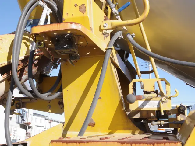 いすゞ エルフ TKG-NKR85N(2WD)の写真12