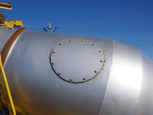 いすゞ エルフ TKG-NKR85N(2WD)の写真15