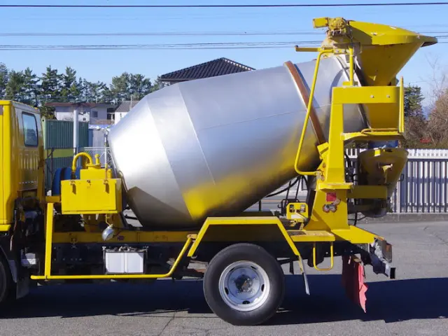 いすゞ エルフ TKG-NKR85N(2WD)の写真20