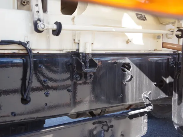 日野 レンジャー LKG-FJ7JDAA(2WD)の写真6