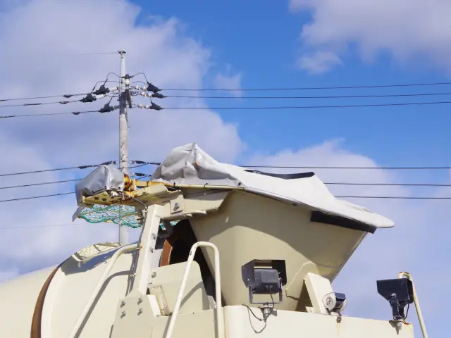 日野 レンジャー LKG-FJ7JDAA(2WD)の写真15