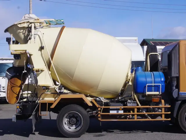 日野 レンジャー LKG-FJ7JDAA(2WD)の写真17