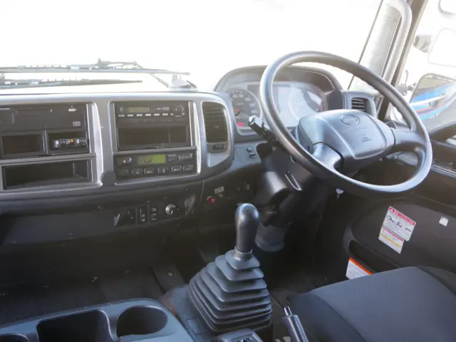 日野 レンジャー QKG-FE7JLAA(2WD)の写真31