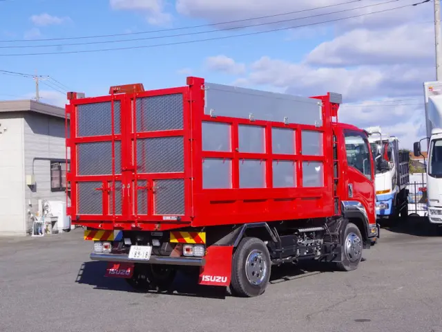 いすゞ フォワード 2RG-FRR90S2(2WD)の写真4
