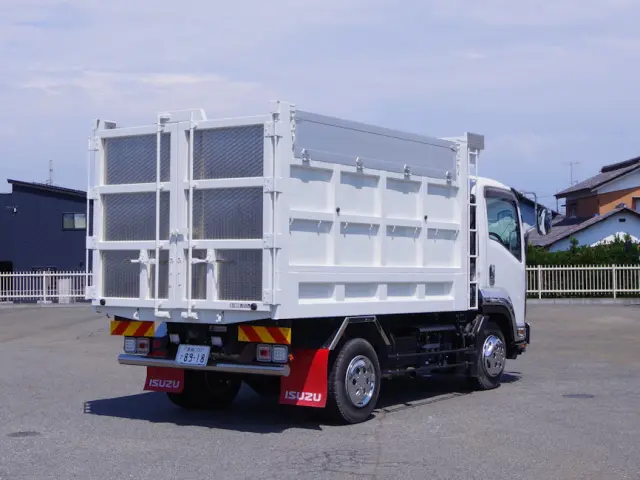 いすゞ フォワード 2RG-FRR90S2(2WD)の写真4