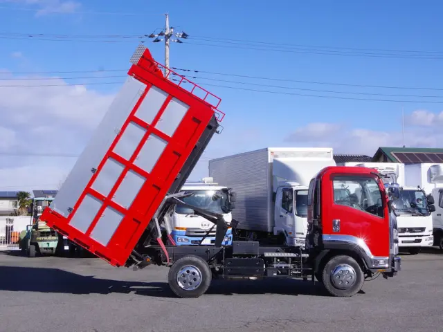 いすゞ フォワード 2RG-FRR90S2(2WD)の写真9