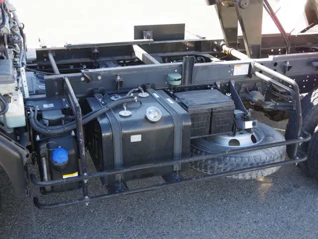 いすゞ フォワード 2RG-FRR90S2(2WD)の写真14