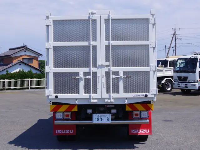 いすゞ フォワード 2RG-FRR90S2(2WD)の写真18