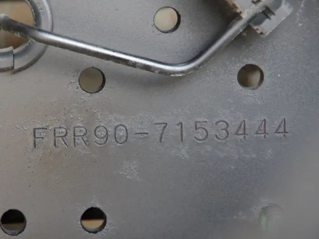 いすゞ フォワード 2RG-FRR90S2(2WD)の写真23