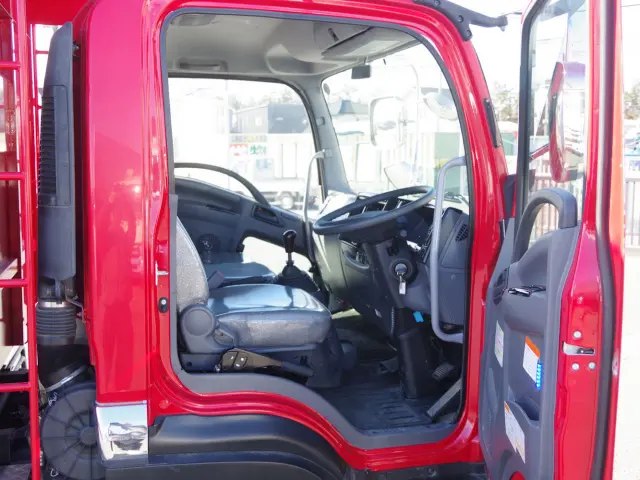 いすゞ フォワード 2RG-FRR90S2(2WD)の写真25