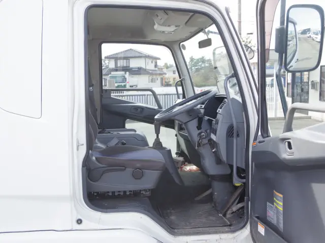 三菱 ファイター QKG-FK62FZ(2WD)の写真31