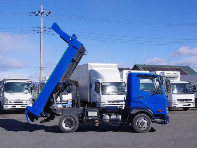 三菱 ファイター 2PG-FK72N(2WD)の写真9