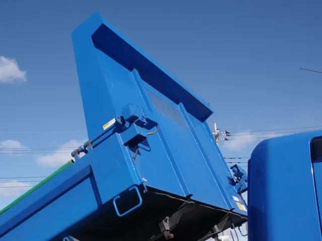 三菱 ファイター 2PG-FK72N(2WD)の写真10