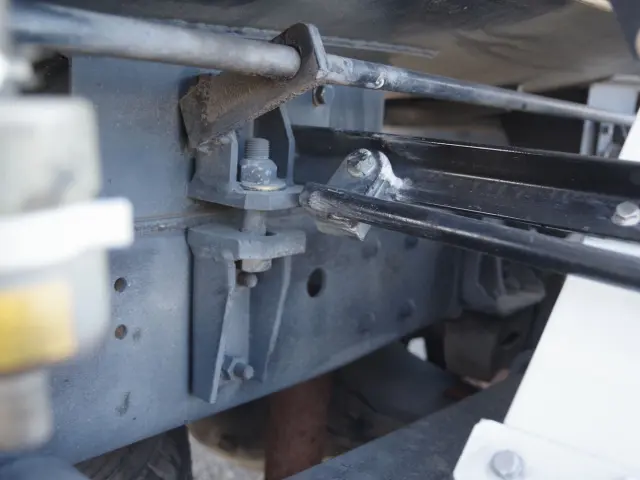 三菱 キャンター PDG-FE70B(2WD)の写真6