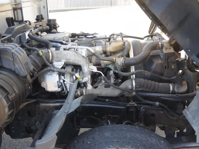 日野 レンジャー QKG-FE7JLAA(2WD)の写真30