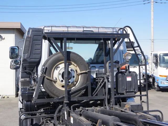 三菱 ファイター 2KG-FK72F(2WD)の写真11