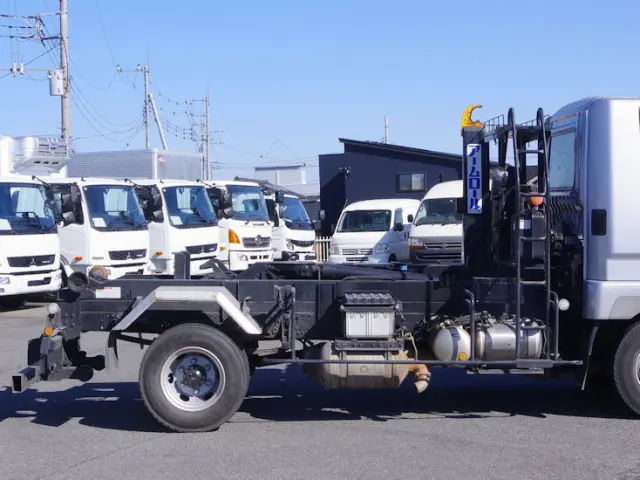 三菱 ファイター 2KG-FK72F(2WD)の写真15