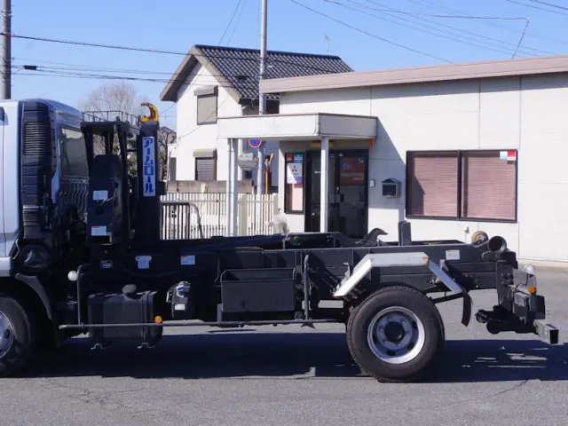 三菱 ファイター 2KG-FK72F(2WD)の写真16