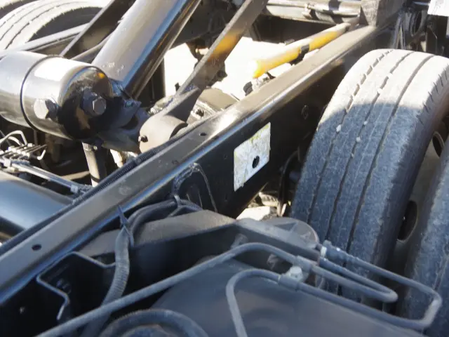 三菱 キャンター 2RG-FDA60(4WD)の写真7