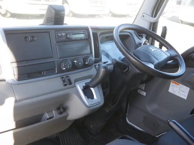 三菱 キャンター 2RG-FDA60(4WD)の写真26