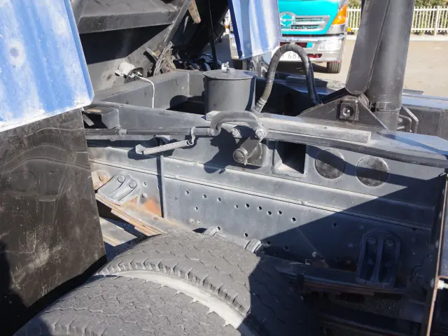 三菱 ファイター 2KG-FK72FY(2WD)の写真6