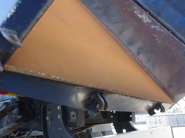 三菱 ファイター 2KG-FK72FY(2WD)の写真13