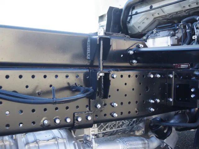 いすゞ エルフ TPG-NPR85AN(2WD)の写真6