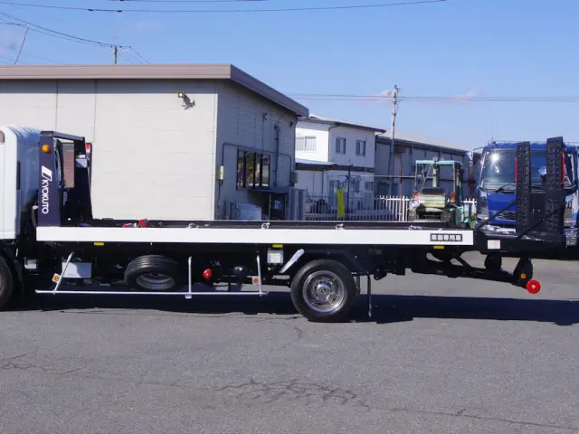 いすゞ エルフ TPG-NPR85AN(2WD)の写真24