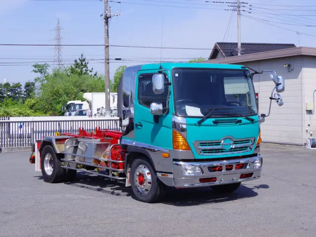 日野 レンジャー QKG-FE7JGAA(2WD)の写真2