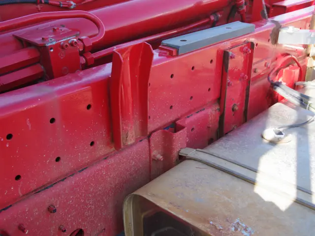 日野 レンジャー QKG-FE7JGAA(2WD)の写真9