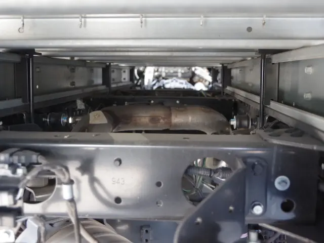 三菱 キャンター 2RG-FBA20(2WD)の写真9