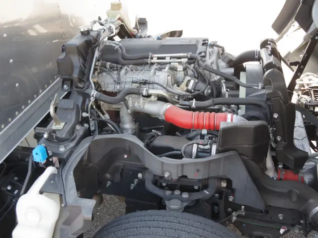 三菱 キャンター 2RG-FBA20(2WD)の写真20