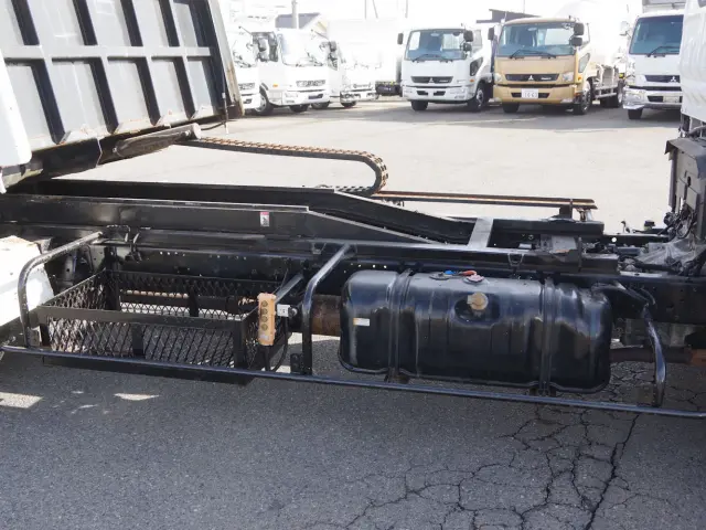 いすゞ エルフ KR-NPR72PAV(2WD)の写真15