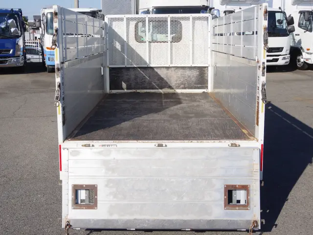 いすゞ エルフ TKG-NJR85A(2WD)の写真5