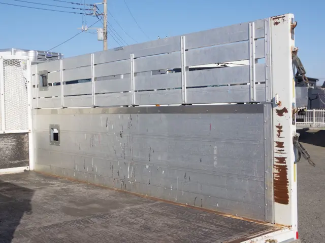 いすゞ エルフ TKG-NJR85A(2WD)の写真12