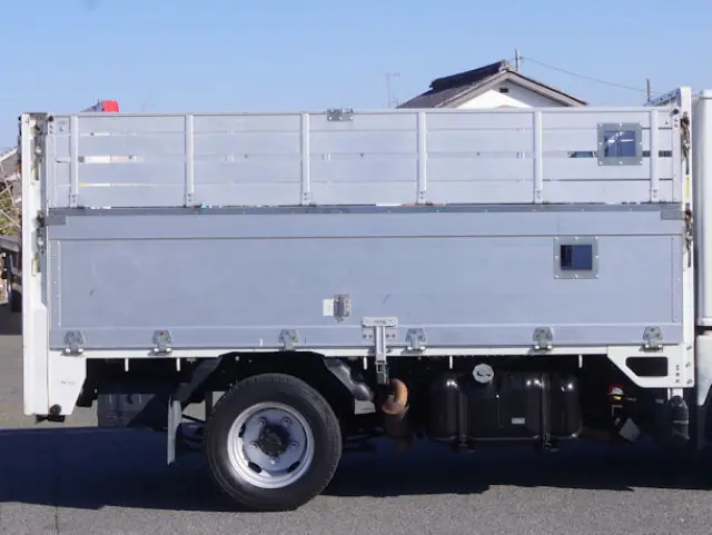 いすゞ エルフ TKG-NJR85A(2WD)の写真17