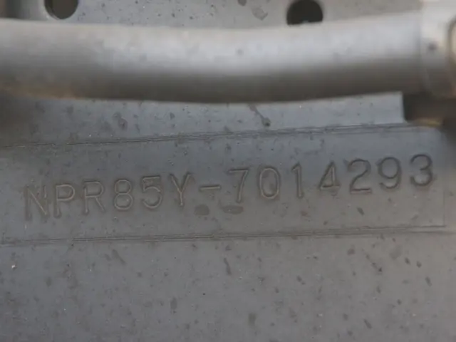 いすゞ エルフ TKG-NPR85YN(2WD)の写真31