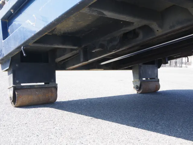 いすゞ フォワード TKG-FRR90S2(2WD)の写真18